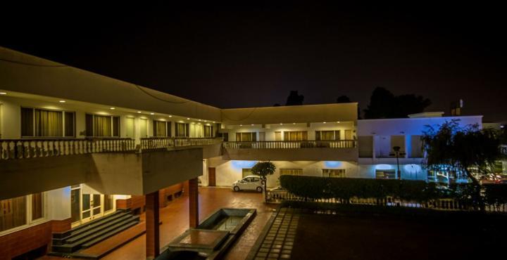 Grand Hotel Agra  Exteriör bild